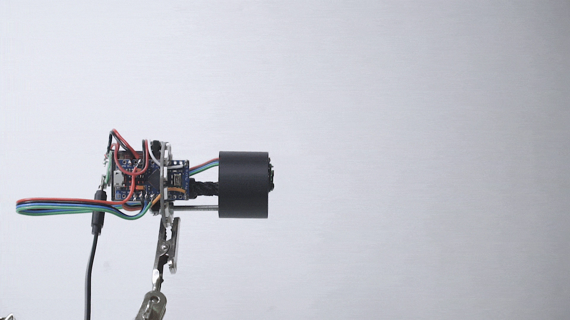 STUCKLabs_Kinetic_Touchless_Prototype Follow