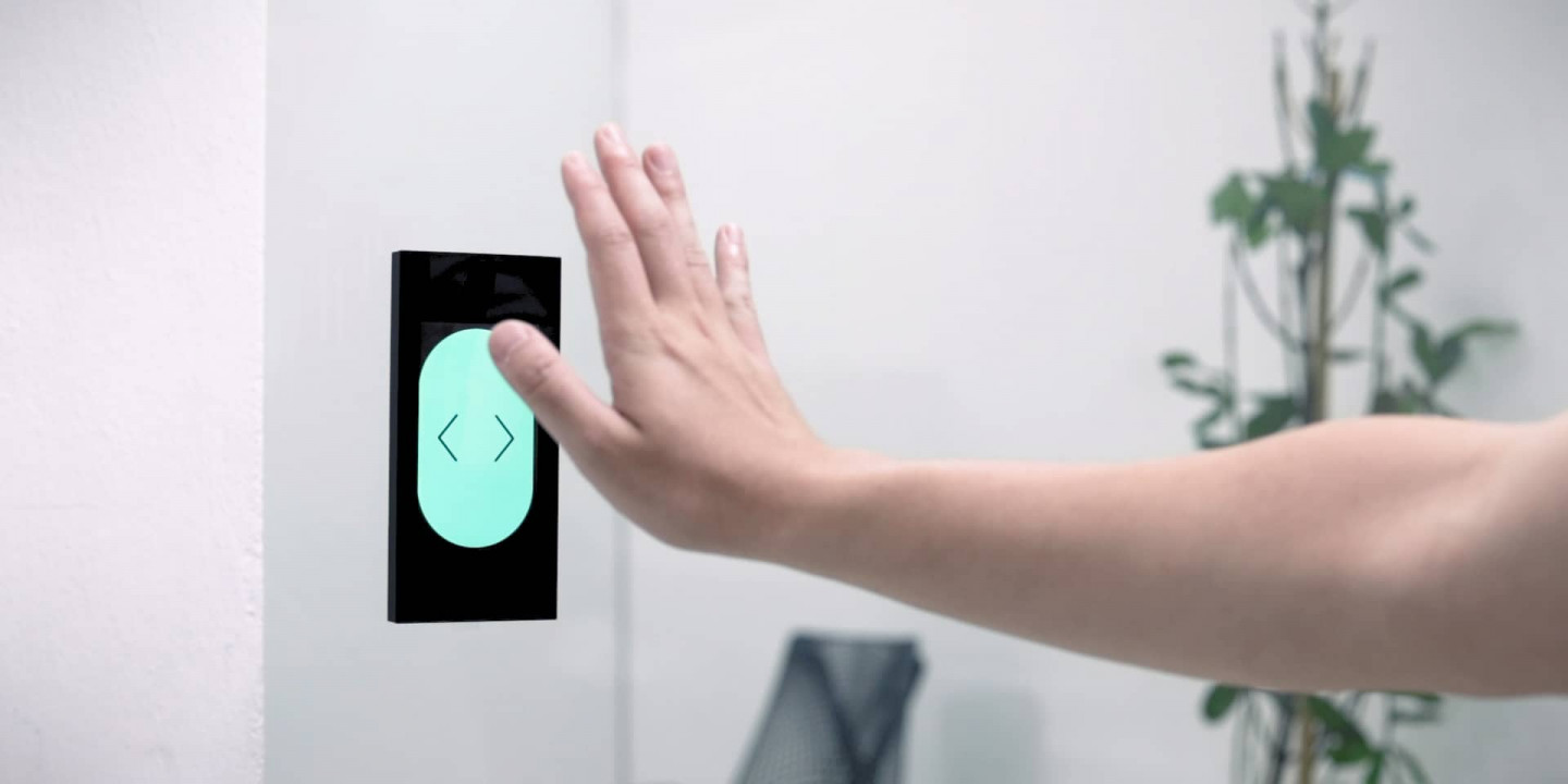 Kinetic Touchless (Door) Kinetic Touchless (Door)