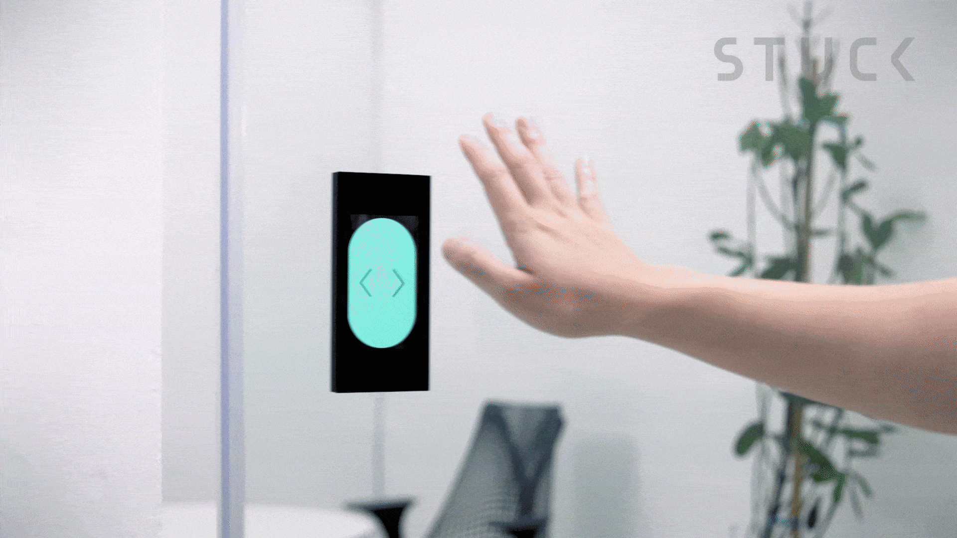 STUCKLabs_Kinetic_Touchless_Door_Slide and End
